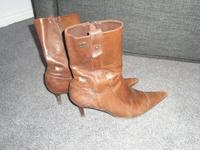 Verkaufe schicke spitze Stiefeletten  in braun  von buffalo Brandenburg - Hennigsdorf Vorschau