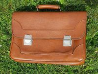 Aktentasche vintage Ledertasche Handtasche Schultasche Tasche Niedersachsen - Calberlah Vorschau