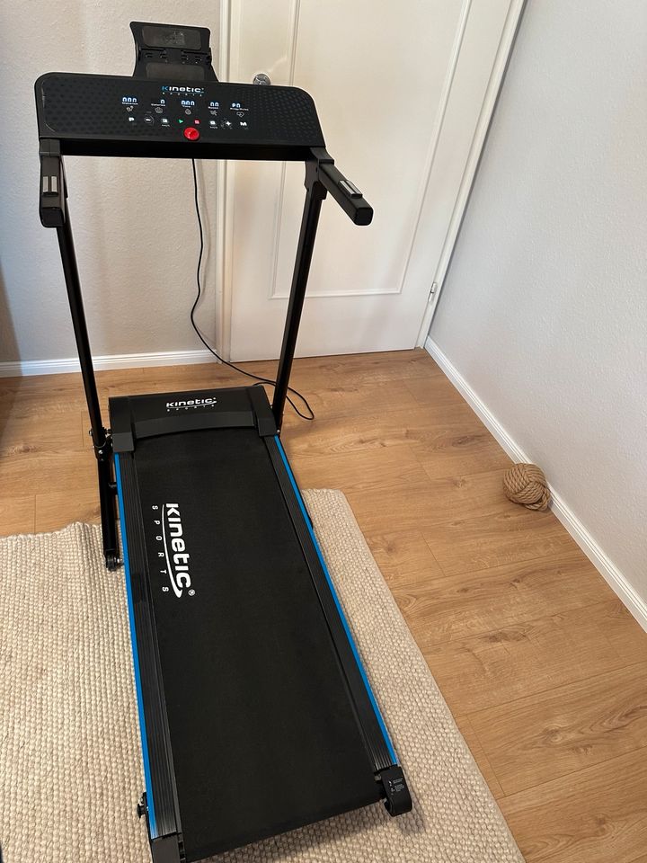 Laufband Kinetic Sports klappbar in Bremen