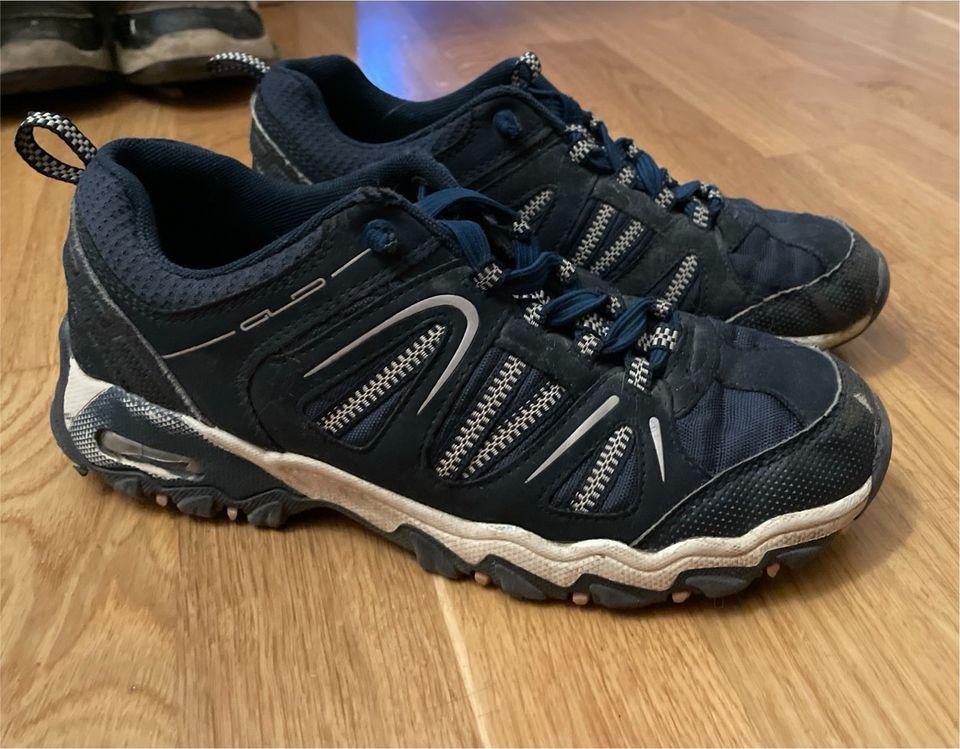 Kinderschuhe Größe 38 Sneaker in Leipzig