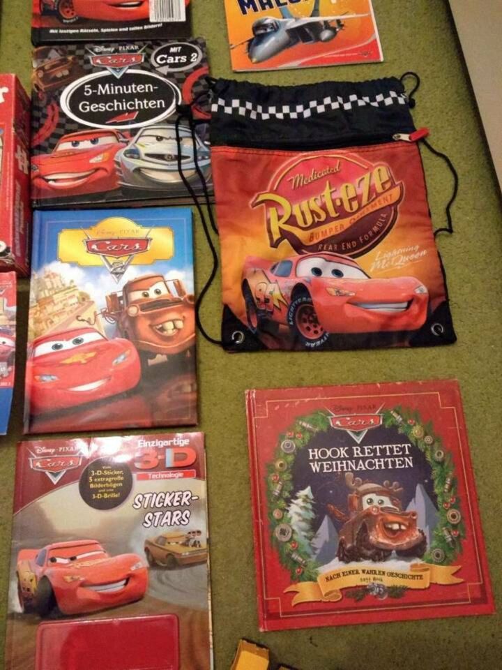 Auto Paket Disney Pixar Cars Ligthning Mc Quenn Puzzle ... in Leipzig