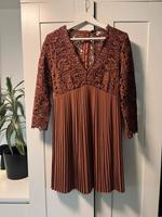 Kleid von Zara Niedersachsen - Salzgitter Vorschau