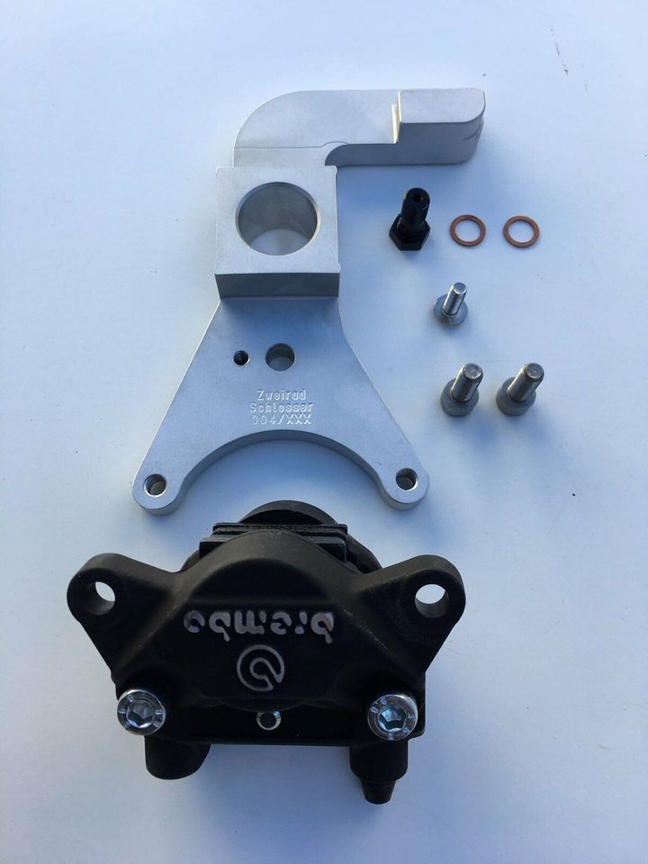 SUZUKI GSX-R 1000 L7 L8 L9 Bremssattel hinten Brembo in Grünberg