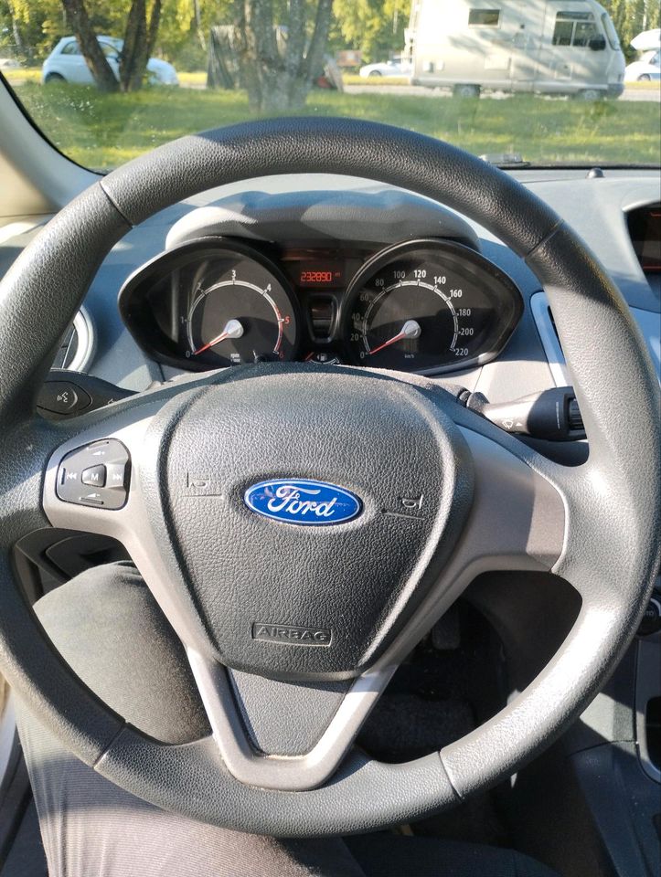 Ford Fiesta 1.4 TDCi Trend Klima in München