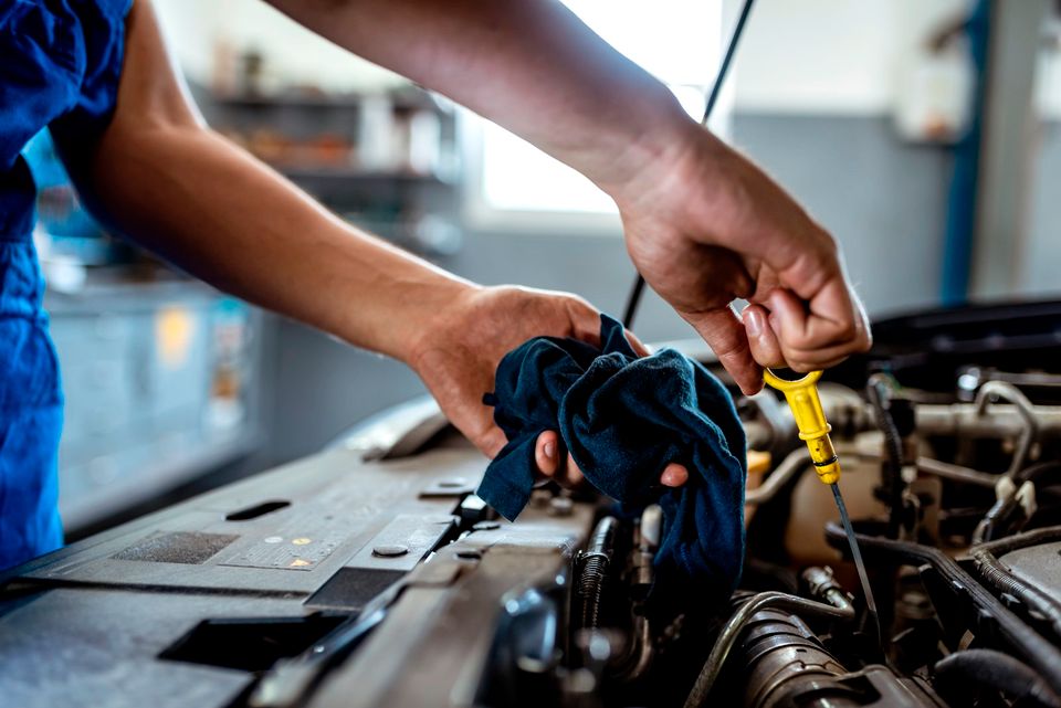 AutoServiceHastedt.de* SOFORT-Reifen* Karosserie* TÜV* AU* in Bremen