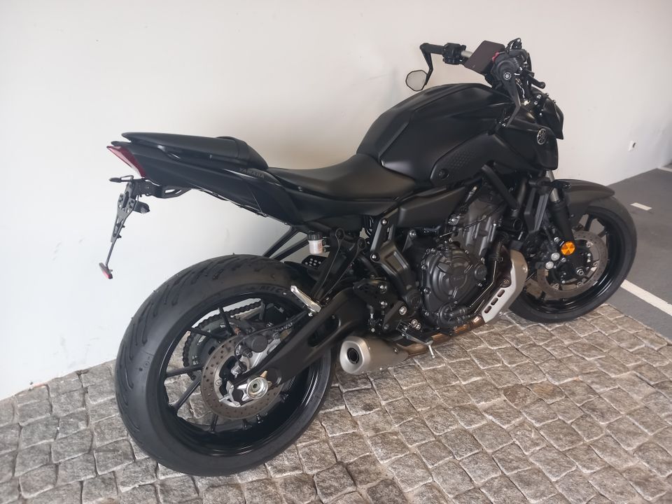 Yamaha MT07 Blackedition TOP ZUSTAND, KKH, Spiegel, Garantie in Malchin