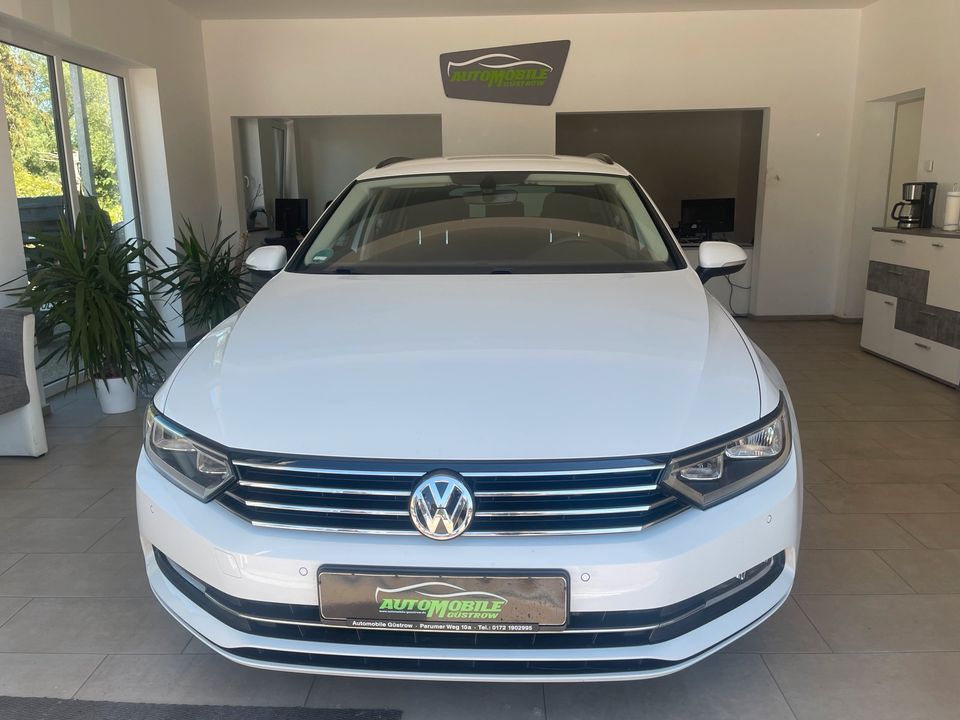 ***VW Passat DSG Abstandstempomat TÜV NEU*** in Güstrow