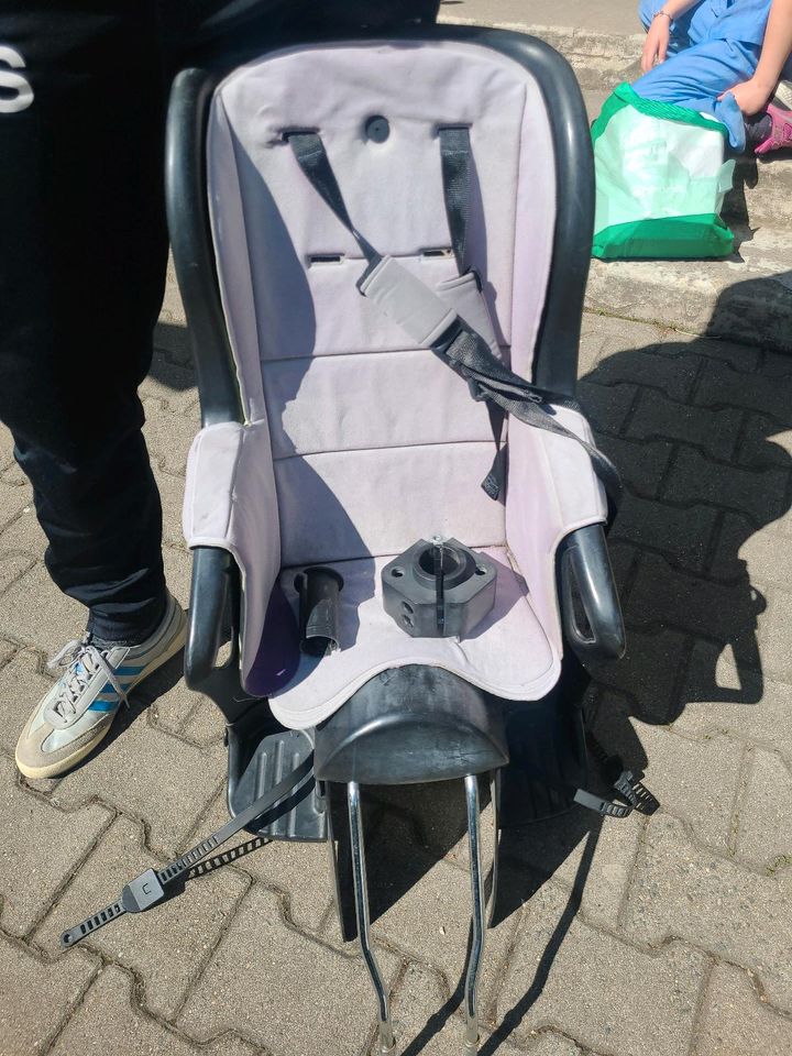 Fahrradkindersitz Römer Jockey Relax in Gießen