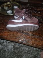 Nike MD Runner 2 in 39 wie neu +Versand +PayPal möglich Saarland - Wadgassen Vorschau