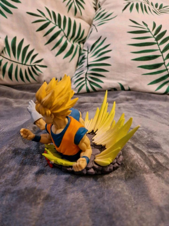 Dragonball Goku und Vegeta Figur in Berlin