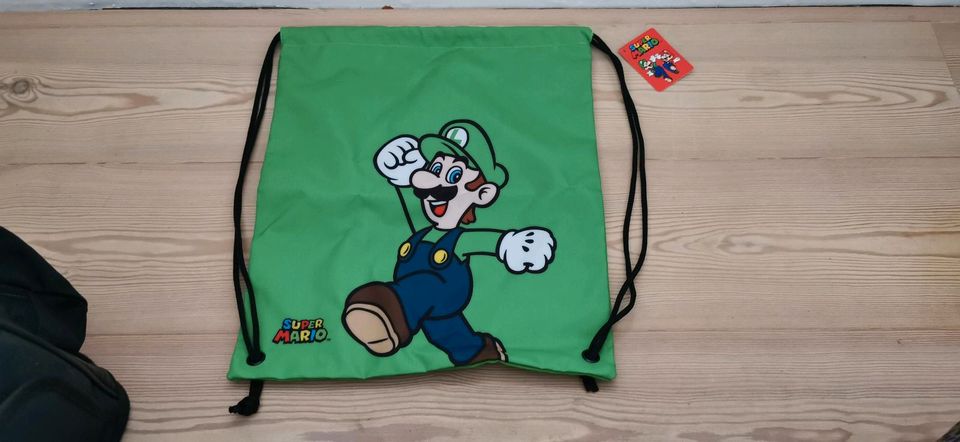 Neuer Super Mario Luigi Turnbeutel in Biebrich