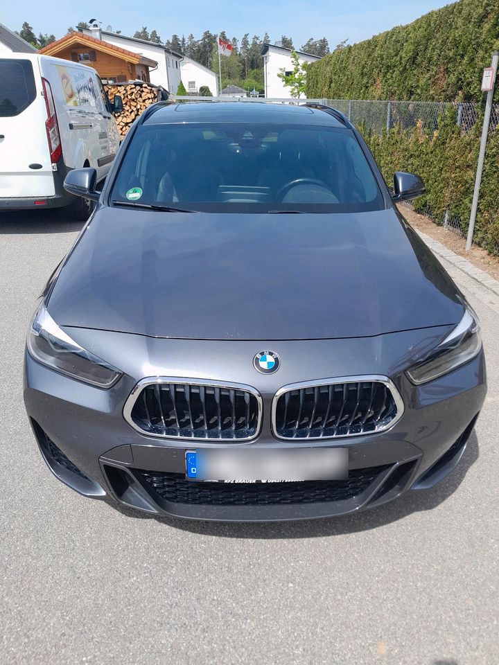 BMW X2 xDrive20d, M Sport, Panorama, AHK, Head up in Bodenwöhr