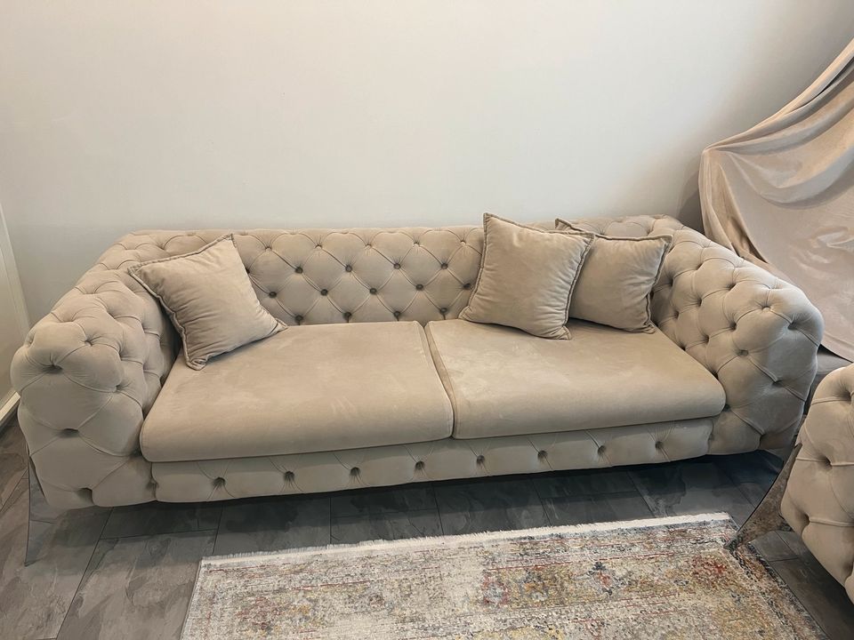Chesterfield Sofas in Hannover