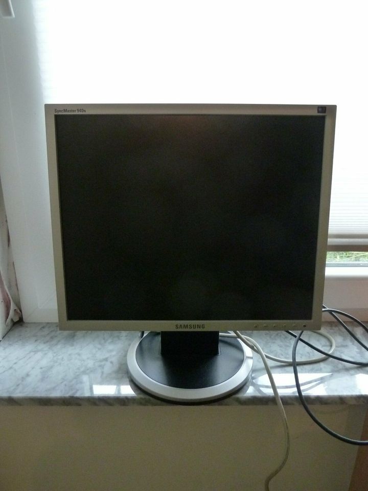 Monitor von Samsung - SyncMaster 940N in Bergisch Gladbach