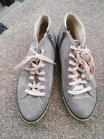 Sneakers von Esprit grau Gr 40 Hessen - Wetzlar Vorschau