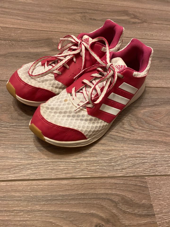 Adidas Turnschuhe Sportschuhe pink weiß Damen Gr.40 eco ortholite in Nörvenich