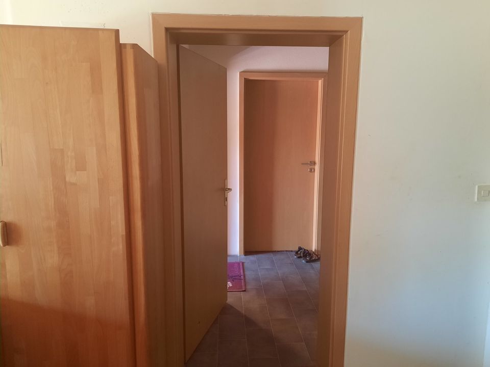 1 Large and Bright Room Available in 6- Person shared Apartment in Thannberg