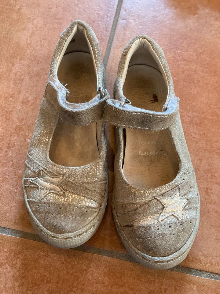 Sommerschuhe Mädels Gr. 27 in Dietramszell