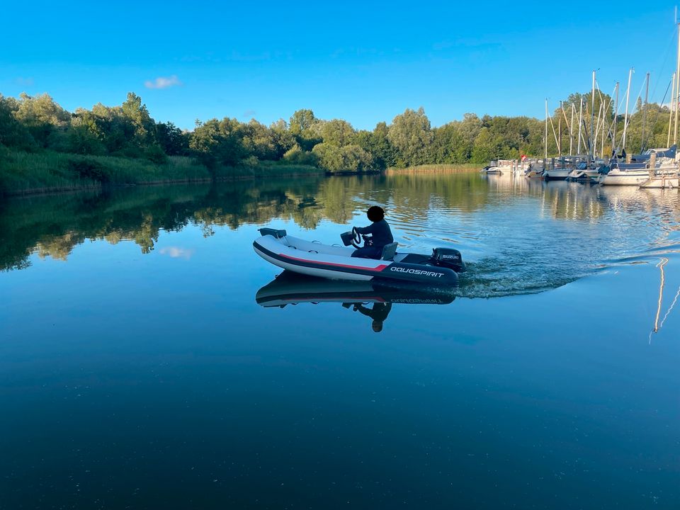 Aquaspirit 350C **Neuboot** *Inkl. 30PS Suzuki*  60 km/h in Wilhelmshaven