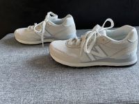 Sneakers von New Balance Größe 36,5 in weiß Aachen - Aachen-Mitte Vorschau
