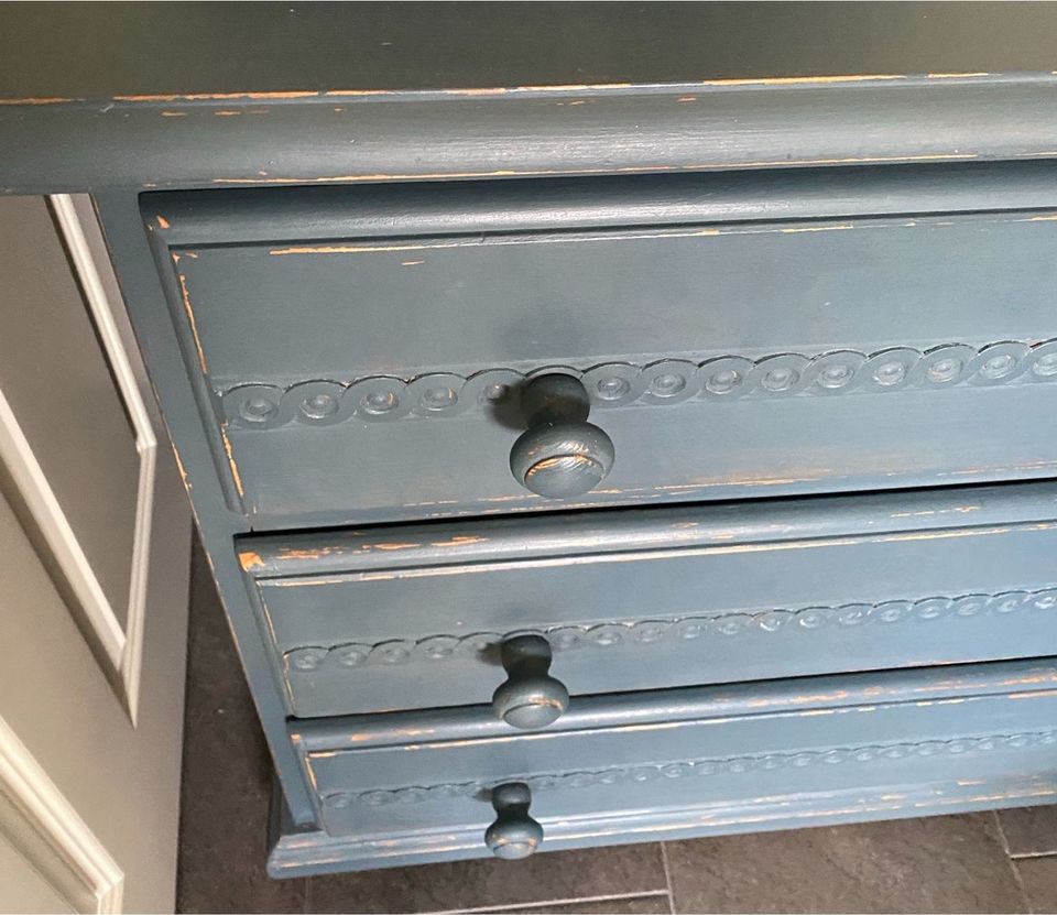 Kommode aus Vollholz Shabby Blau Schubladen TOP in Leichlingen