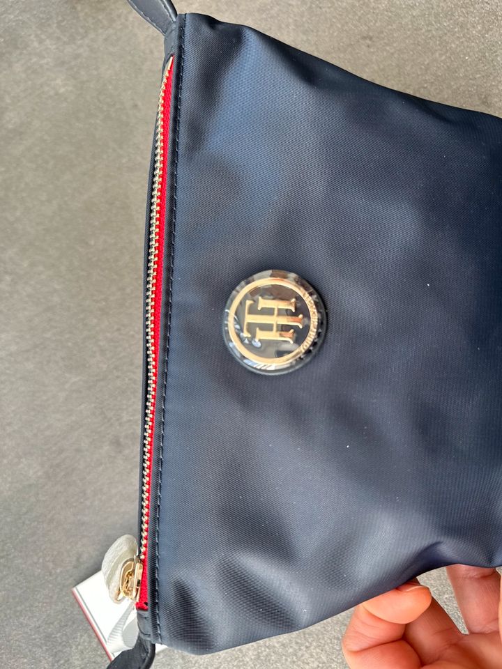 Tommy Hilfiger Kosmetiktasche/Beautycase neu in Leingarten