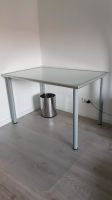 Schreibtisch / Glasplatte (Milchglas) + Bodenschutz Nordrhein-Westfalen - Herne Vorschau