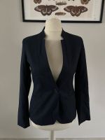 Neu ZARA karierter Blazer, dunkelblau Gr. 34 XS Nordrhein-Westfalen - Brilon Vorschau