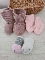 Babysocken Newborn Neugeborne Söckchen Babyschuhe 15 - 17 Nordrhein-Westfalen - Barntrup Vorschau