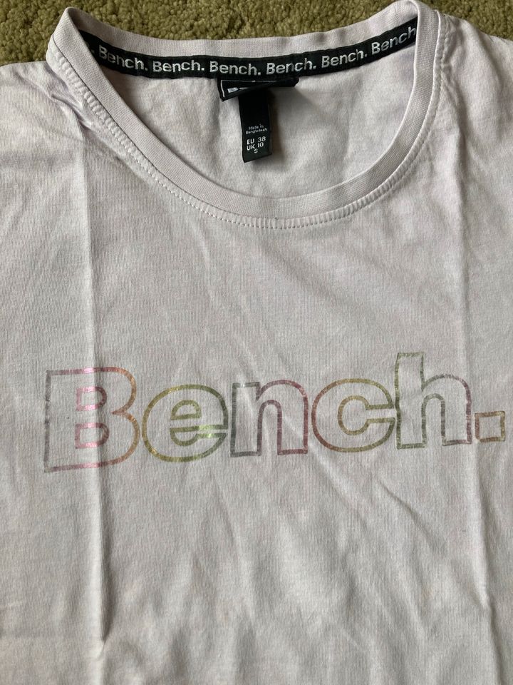 Bench T-Shirt lila Gr. 38 in Nürnberg (Mittelfr)