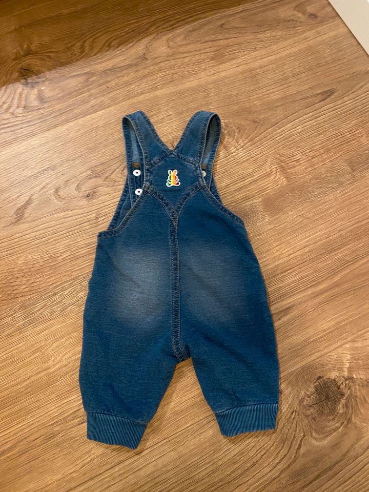 Benetton Latzhose in Größe 56 in Karben