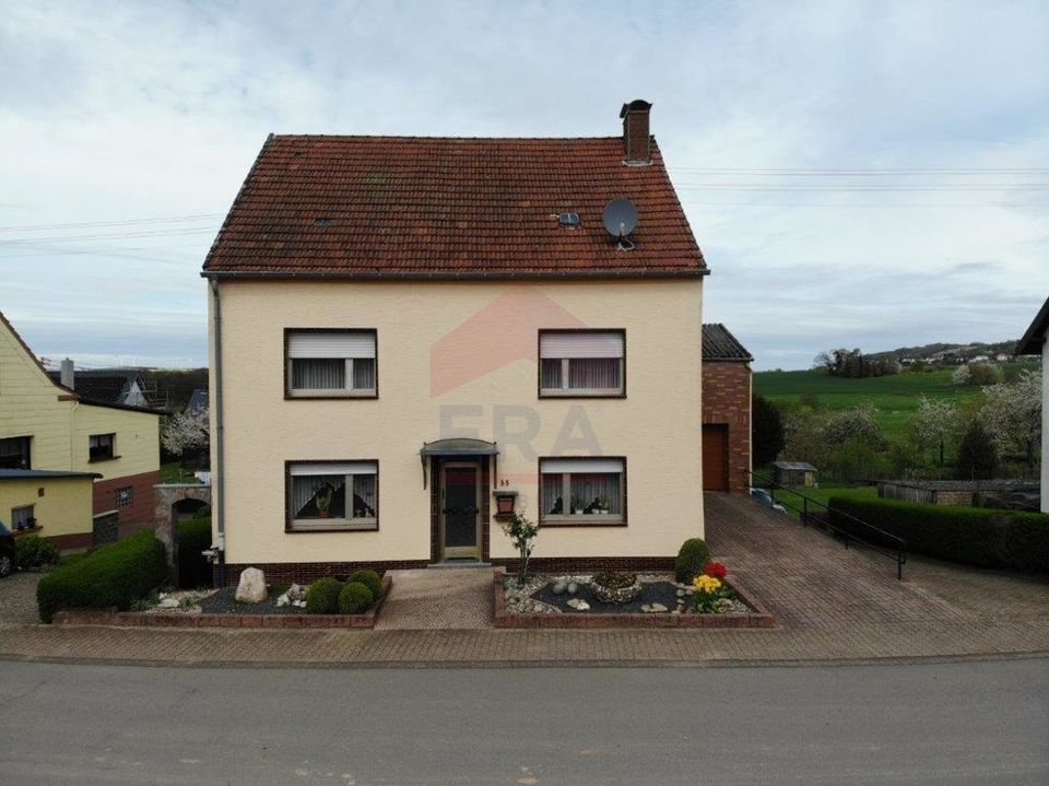 Einfamilienhaus mit großem Grundstück RESERVIERT in Mettlach