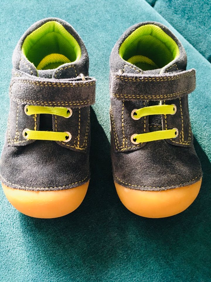 LURCHI Baby Laufschuhe aus Wildleder wie NEU in Pforzheim