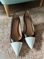 Emporio Armani Damen Pumps Nordrhein-Westfalen - Hürth Vorschau