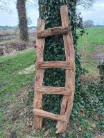 Urige Dekoleiter aus alten Eichenpfählen,Gartendeko Niedersachsen - Hoogstede Vorschau