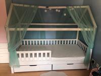 Wunderschönes Hausbett Kinderbett 90x200cm weiß Saarbrücken-West - Altenkessel Vorschau