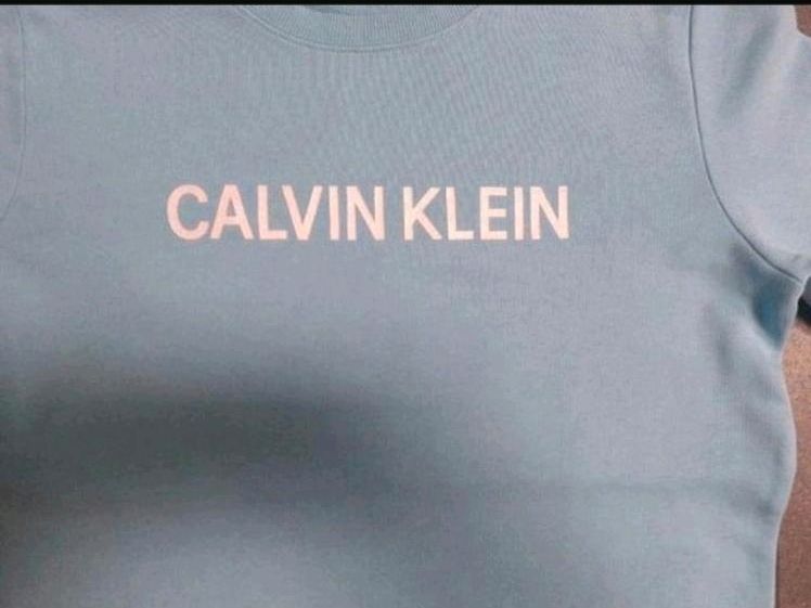 Calvin Klein Pullover in Hambühren