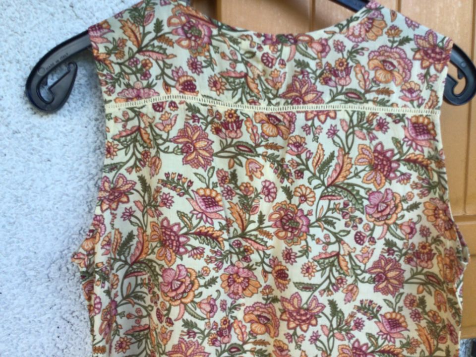 Bluse neu ärmellos von Deerberg in Regensburg