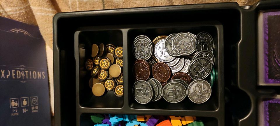 Verkaufe expeditions iron clad Englisch + metal coins+ token in Rosenheim