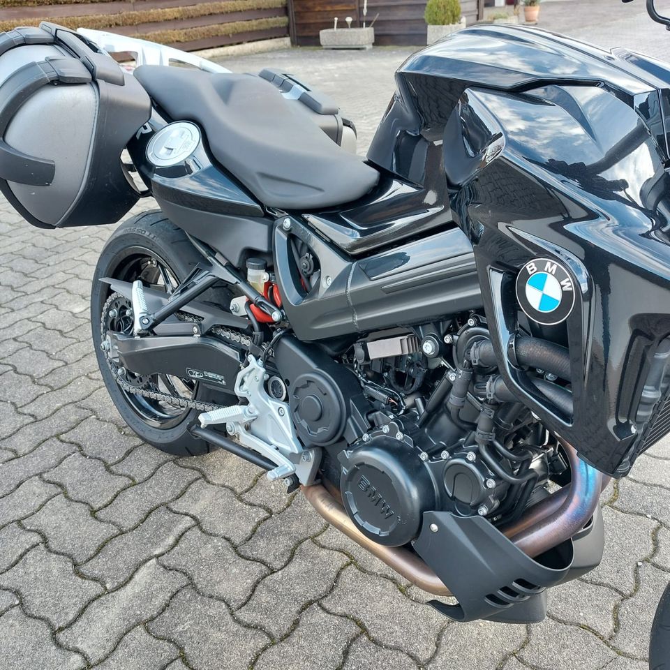 BMW Motorrad - F 800 R in Eching (Niederbay)