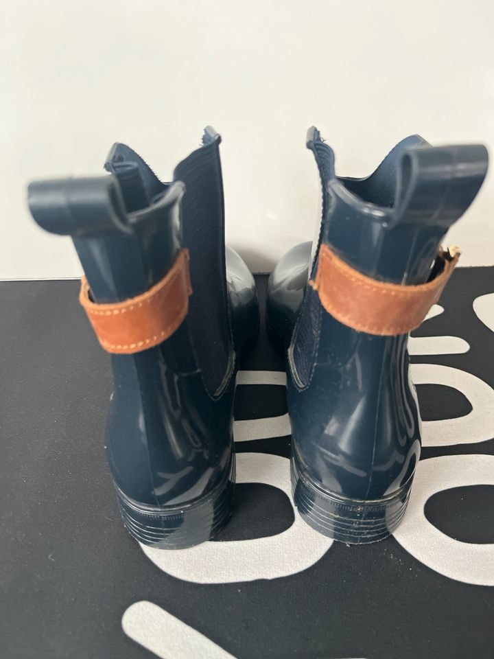 Tommy Hilfiger Schuhe Gummistiefel Gr. 41 in Niederneisen