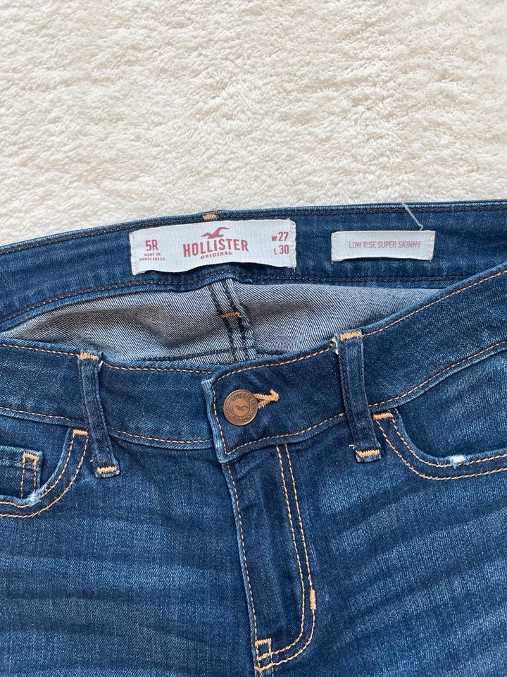 Low Rise Jeans, Ripped Optik, Hollister in Hanau