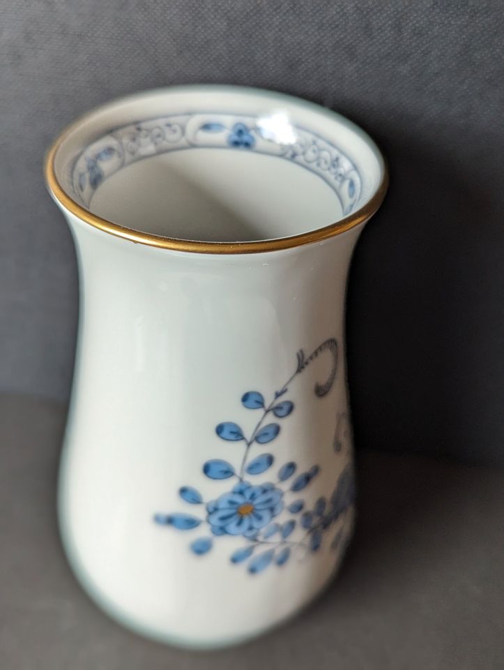 Meissen kleine Vase Indisch reiche Bemalung Hellblau Sehr selten in Bielefeld