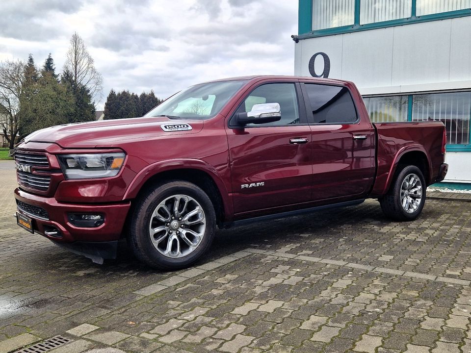 Dodge RAM 1500 5.7l 4x4 Laramie CrewCab Navi-App in Fröndenberg (Ruhr)