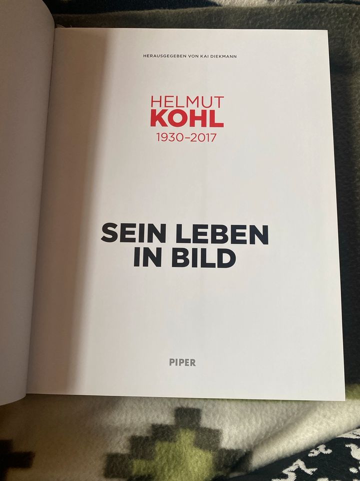 Buch Helmut Kohl, sein Leben in Bild in Bogen Niederbay