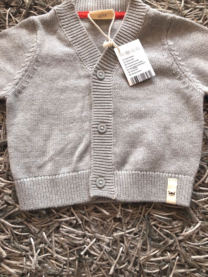 Tolle Baby Strickjacke Neu Gr.62/68 in Viersen