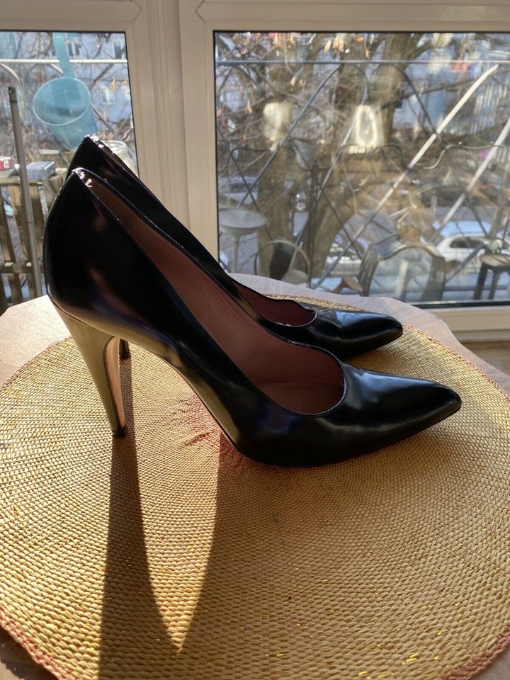 Pumps / Highheels / Schuhe Prada 41 in München