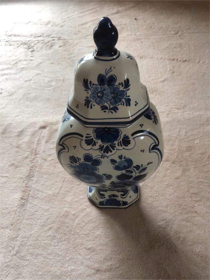 2 x Gilde Original Delft Handgemalt (Wandteller + Vase) in Baiersbronn