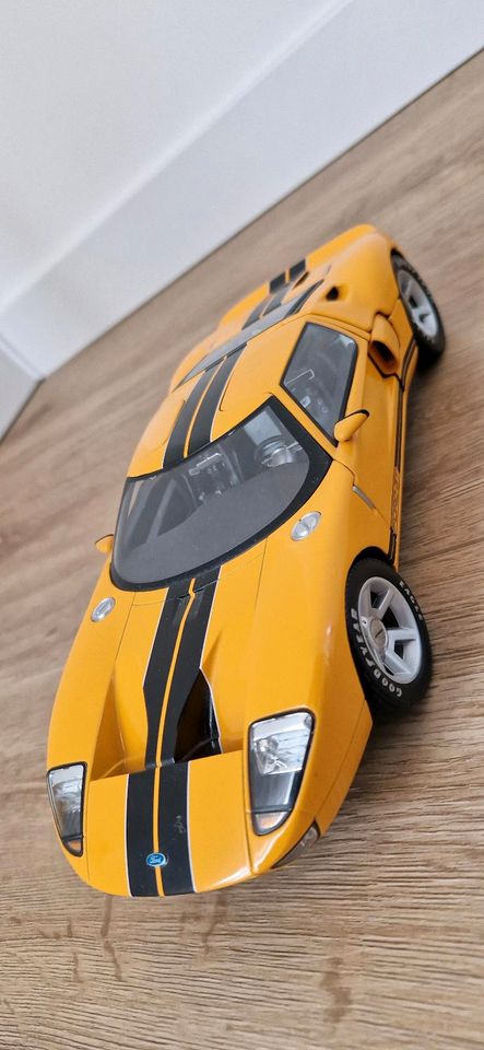 Ford GT 1:18 The Beanstalk Group in Nürnberg (Mittelfr)