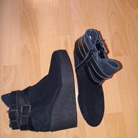 Neu.Unisa.Leder.Boots / Stiefeletten Gr.37.Plateau & Keil-Absatz Sachsen - Zwoenitz Vorschau